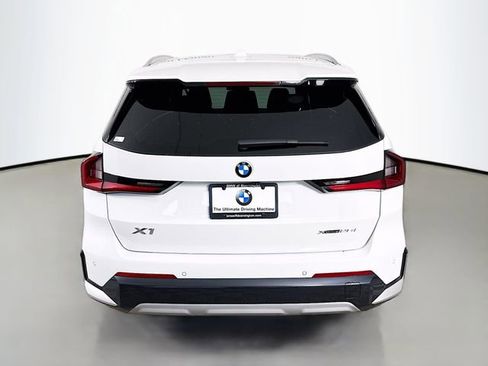 Used 2023 BMW X1 xDrive28i w/ Premium Package image 6