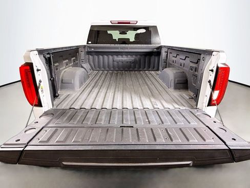 Used 2021 GMC Sierra 1500 AT4 image 23