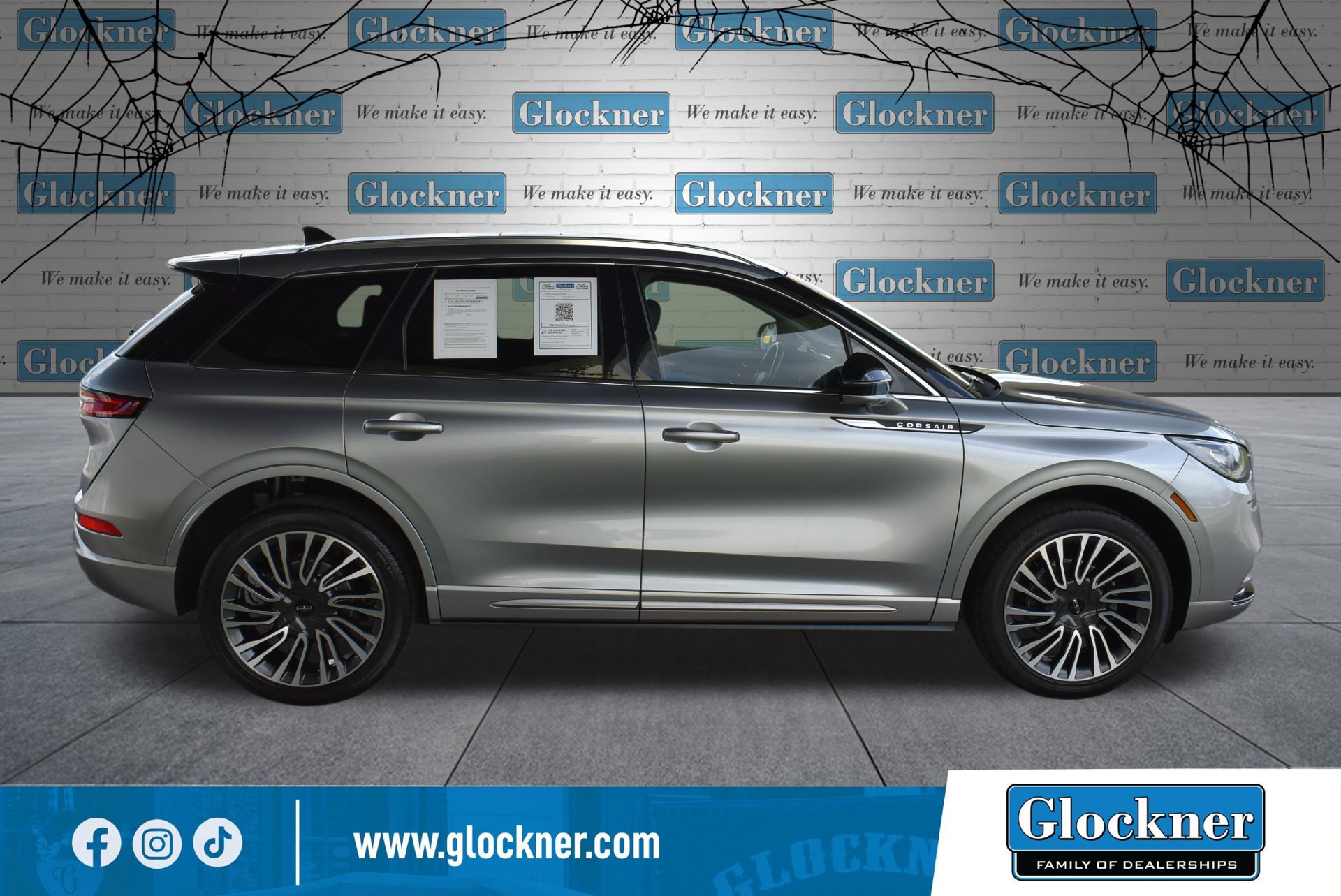 Used 2022 Lincoln Corsair Reserve w/ Sport Package AWD/4WD image 4