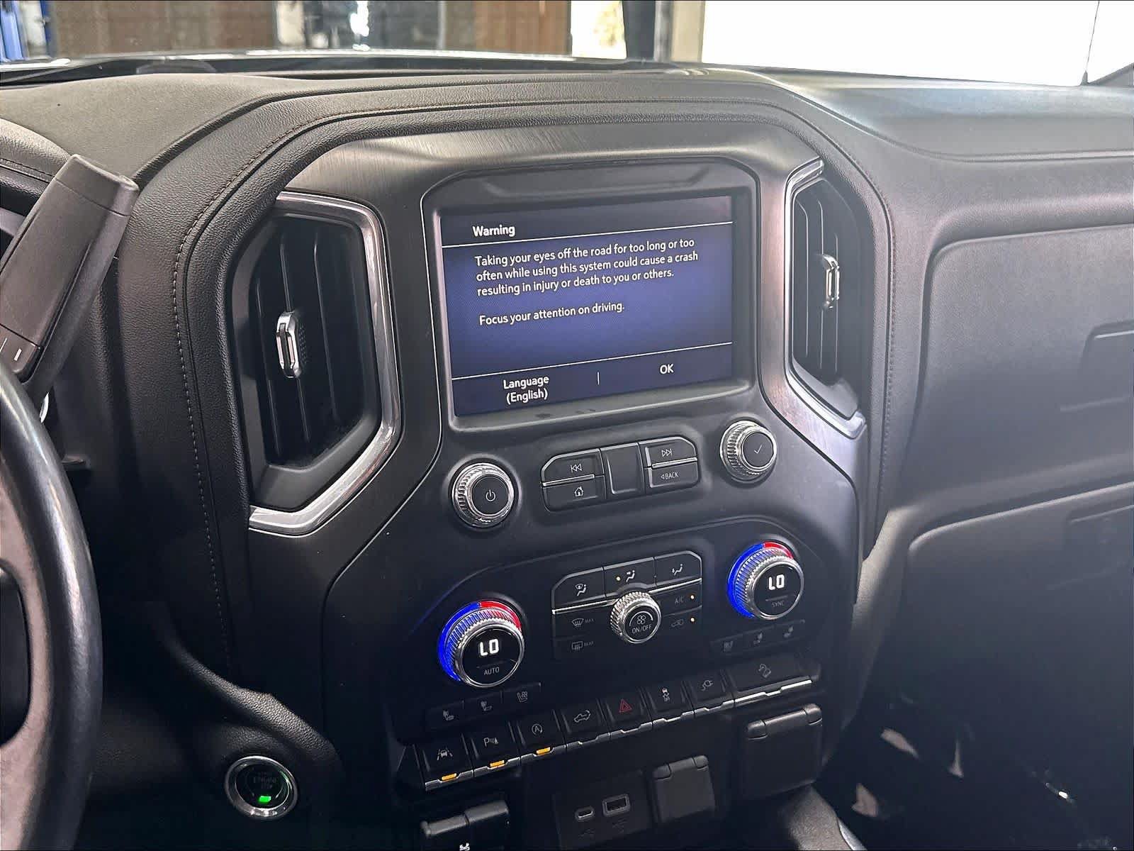 Used 2021 GMC Sierra 1500 AT4 w/ AT4 Preferred Package AWD/4WD image 13