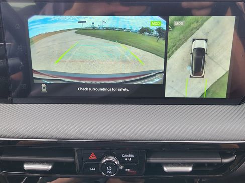 New 2026 Nissan Kicks SR image 18