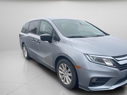 Used 2019 Honda Odyssey LX image 3