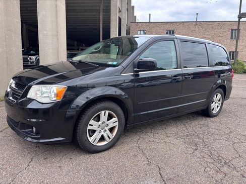 Used 2012 Dodge Grand Caravan Crew w/ Crew Value Pkg FWD image 1