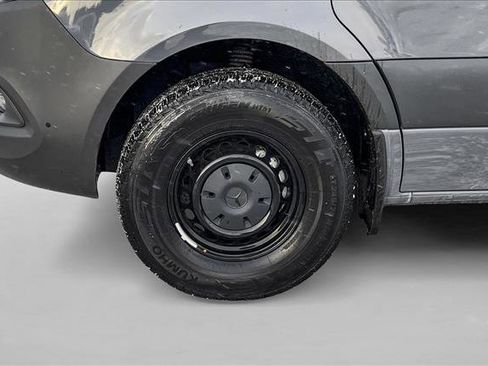 Used 2024 Mercedes-Benz Sprinter 2500 image 23