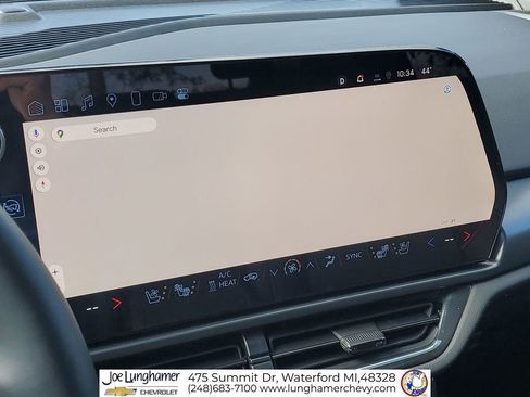 Used 2025 Chevrolet Equinox EV RS w/ Active Safety Package 3 AWD/4WD image 16