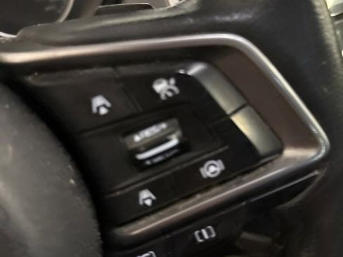 Used 2022 Subaru Forester Limited image 4