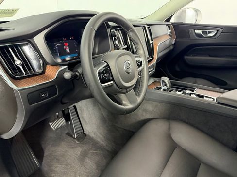 Used 2023 Volvo XC60 B5 Plus w/ Climate Package image 21
