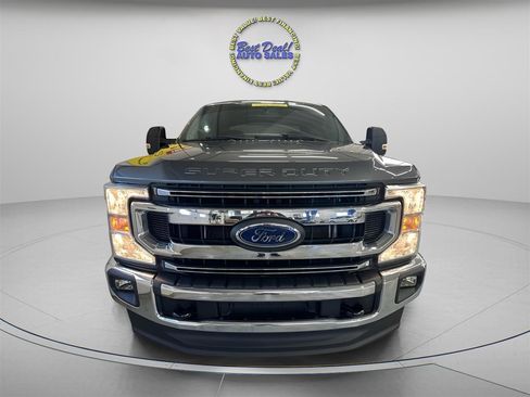 Used 2022 Ford F250 XLT w/ XLT Value Package AWD/4WD image 8