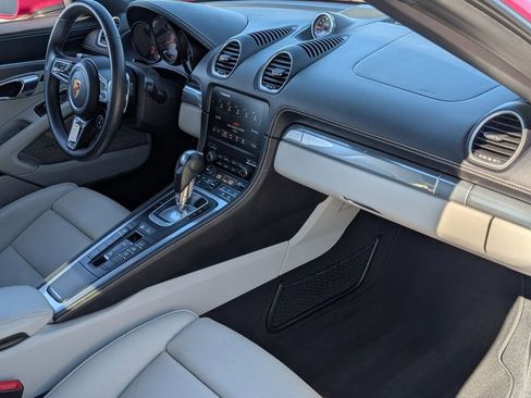 Used 2024 Porsche 718 Boxster S image 13