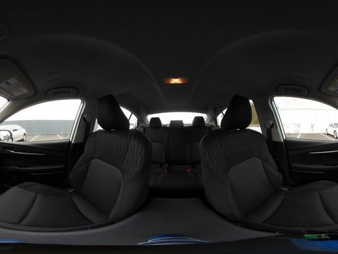 Used 2025 Toyota Camry LE image 41