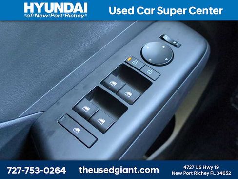 Used 2024 Hyundai Kona SEL w/ Convenience Package FWD image 27