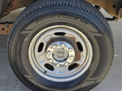 Used 2011 Ford F250 XL w/ XL Value Pkg AWD/4WD image 25