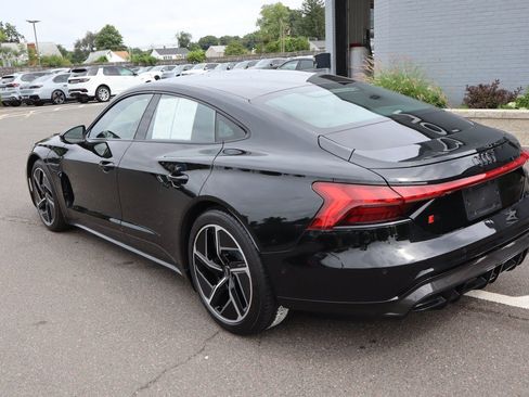 Used 2023 Audi RS e-tron GT w/ Carbon Performance Package AWD/4WD image 8