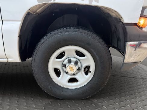 Used 2000 Chevrolet Silverado 1500 4x4 Extended Cab w/ Firm Ride Suspension Pkg image 23