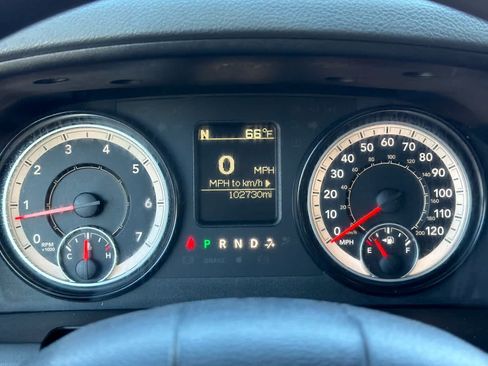 Used 2017 RAM 2500 Tradesman w/ Chrome Appearance Group AWD/4WD image 24