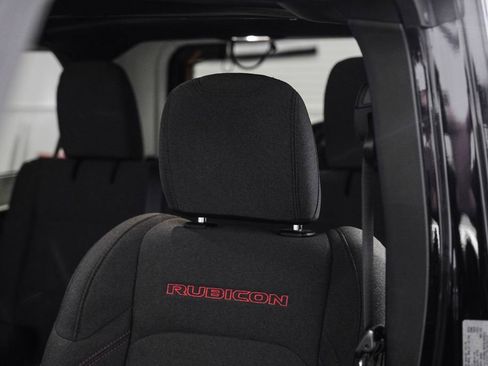 Used 2024 Jeep Wrangler Unlimited Rubicon image 34