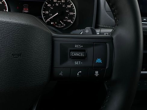 Used 2025 Nissan Rogue SV image 34