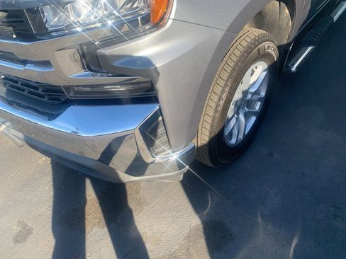 Used 2021 Chevrolet Silverado 1500 LT image 2