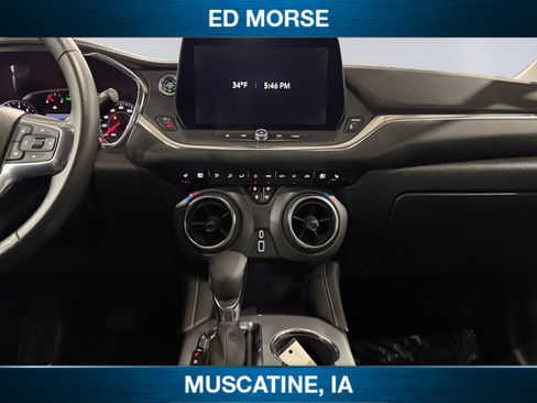 Used 2025 Chevrolet Blazer LT image 11