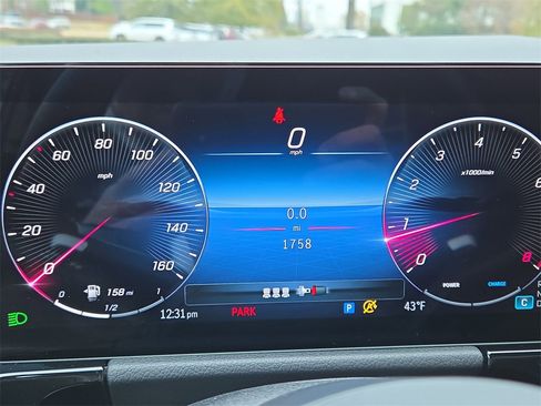 Certified 2025 Mercedes-Benz GLA 250 image 23