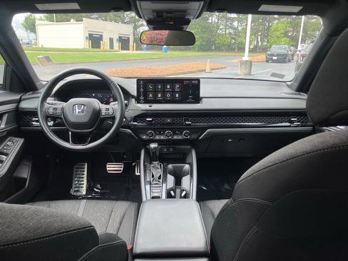 Certified 2023 Honda Accord Sport image 30