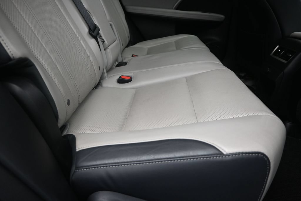 New 2026 Lexus RX 350 FWD image 22