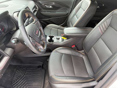 Used 2024 GMC Terrain AT4 w/ Infotainment Package II AWD/4WD image 9