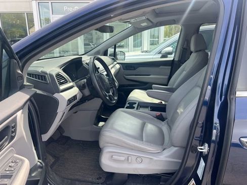 Used 2023 Honda Odyssey EX-L image 4