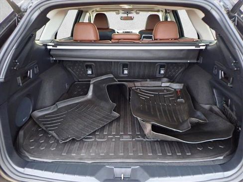 Used 2020 Subaru Outback Touring XT image 8