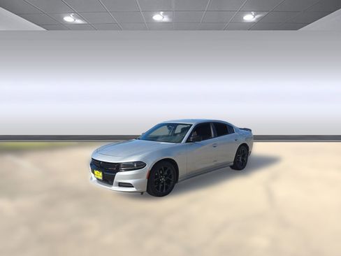 Used 2022 Dodge Charger SXT w/ Blacktop Package image 31