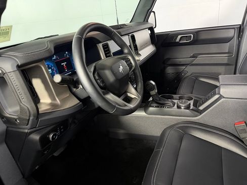 Used 2025 Ford Bronco Outer Banks AWD/4WD image 19