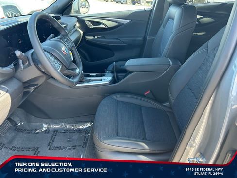 New 2026 GMC Canyon Elevation RWD image 9
