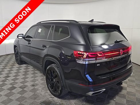 Used 2025 Volkswagen Atlas SE AWD/4WD image 5