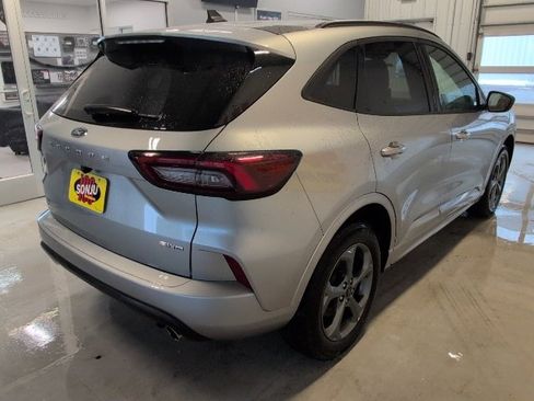 Used 2023 Ford Escape ST-Line image 5
