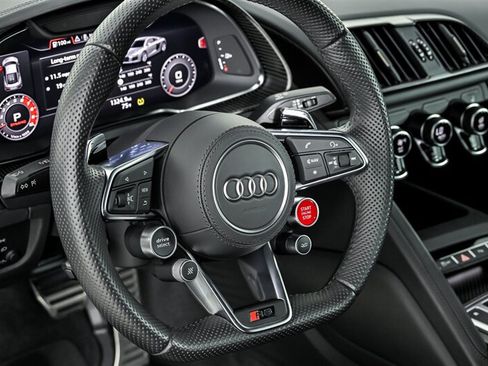 Used 2017 Audi R8 V10 plus AWD/4WD image 22