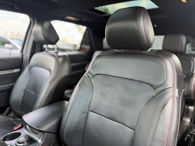 Used 2017 Ford Explorer Sport w/ Equipment Group 401A AWD/4WD image 15