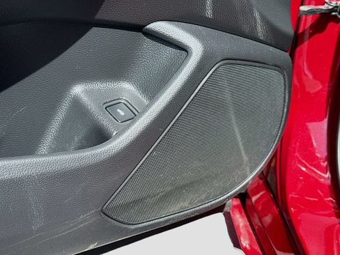 Used 2018 Honda Accord EX image 22