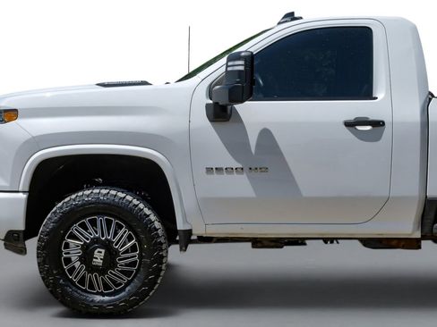 Used 2025 Chevrolet Silverado 3500 W/T AWD/4WD image 11