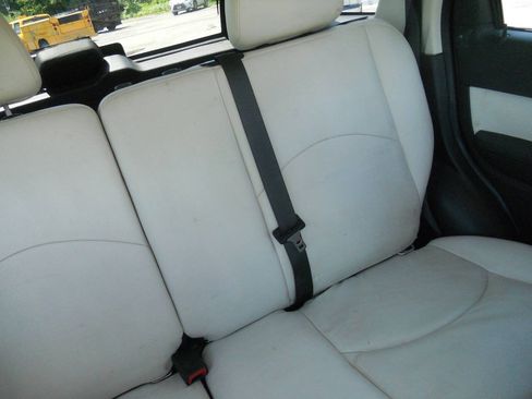 Used 2010 Mercury Mariner Premier AWD/4WD image 18