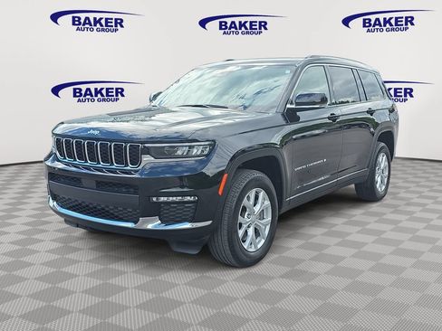 Used 2023 Jeep Grand Cherokee L Limited AWD/4WD image 7