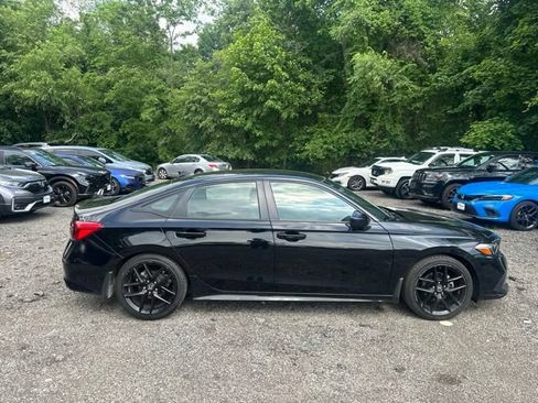 Used 2022 Honda Civic Sport image 4