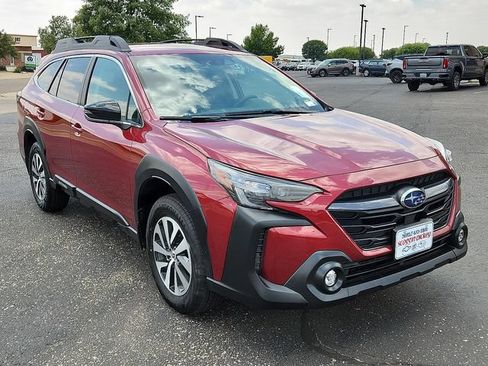 Certified 2025 Subaru Outback Premium AWD/4WD image 6