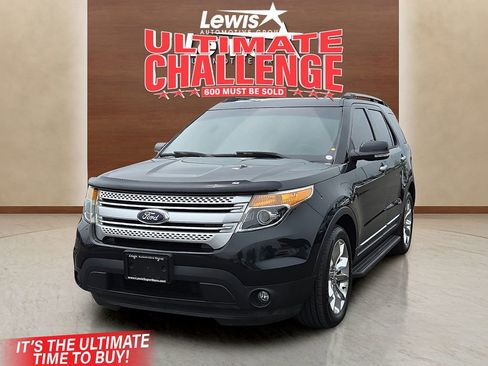 Used 2014 Ford Explorer XLT w/ Equipment Group 202A image 2