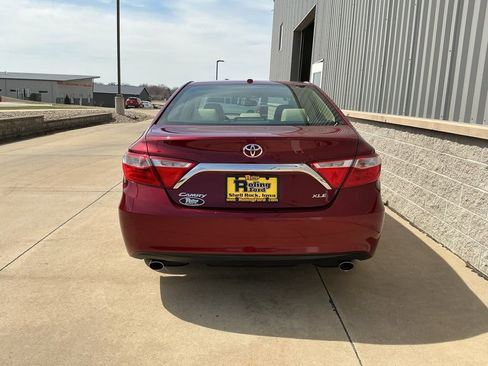 Used 2017 Toyota Camry XLE w/ Protection Package (Q2) image 5