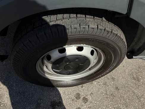 Used 2017 Ford Transit 350 Medium Roof w/Sliding Side Doo image 21