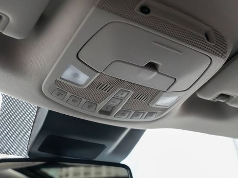 Used 2019 Ford Expedition Platinum image 26