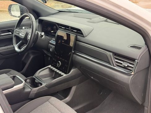 Used 2026 GMC Terrain Elevation FWD image 27