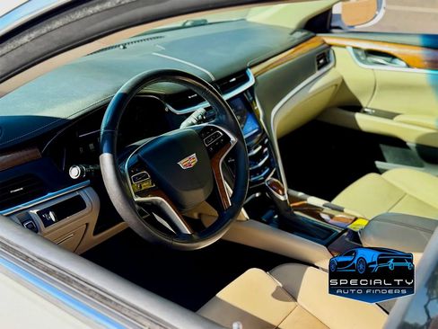 Used 2019 Cadillac XTS Luxury image 7