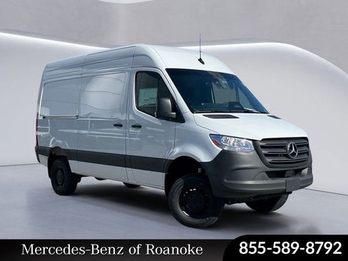 New 2025 Mercedes-Benz Sprinter 2500 image 1