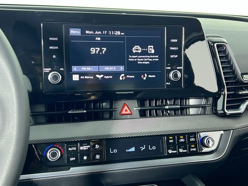 Used 2023 Kia Sportage LX image 26